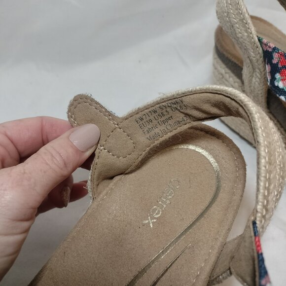 AETREX Sydney Wedge Sandal, Floral - Picture 7 of 8